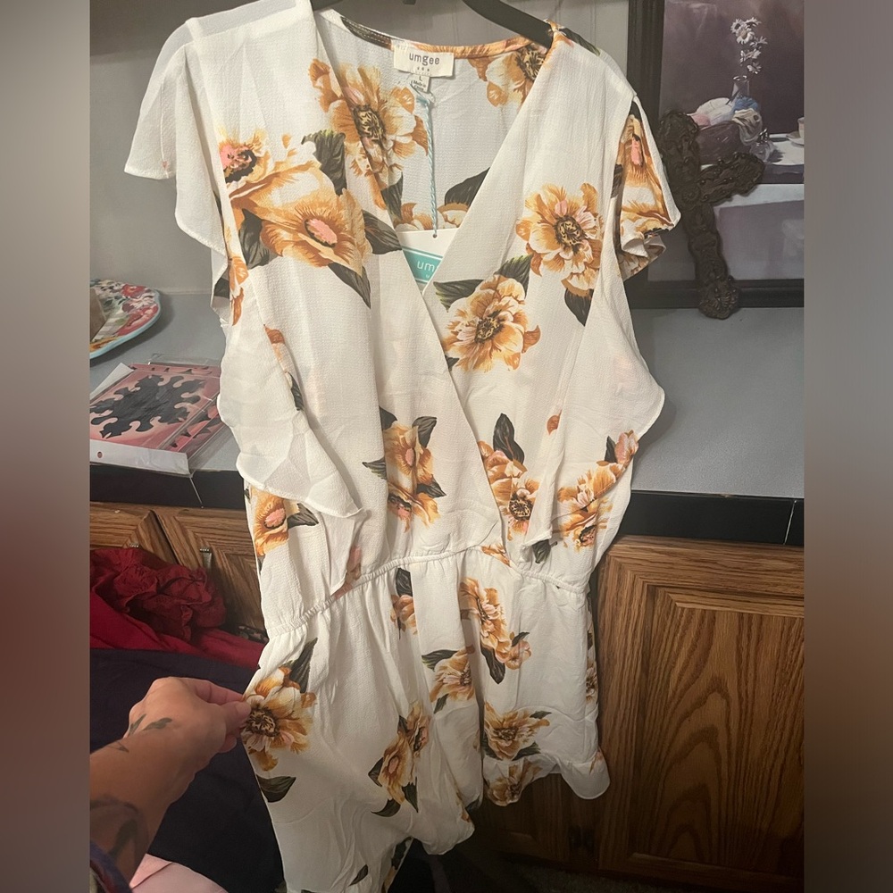 Umgee White and Orange Floral Romper